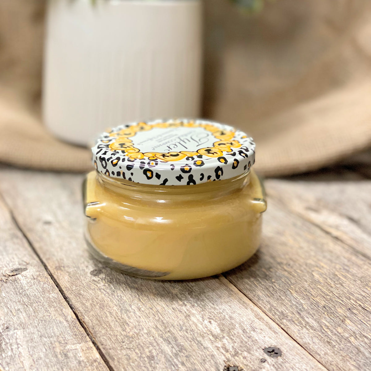 FLEUR DE LIS Candle 11 oz. 2-Wick