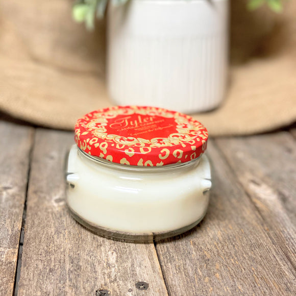 WINTER WONDERLAND Candle 22 oz. 2-Wick