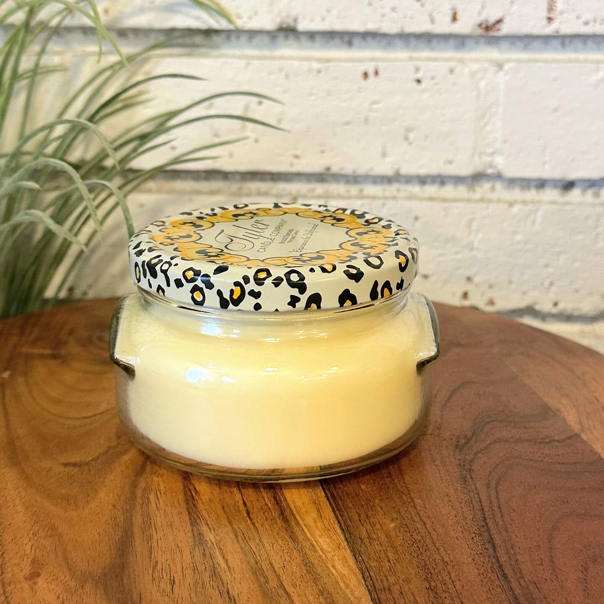 REGAL Candle 11 oz. 2-Wick