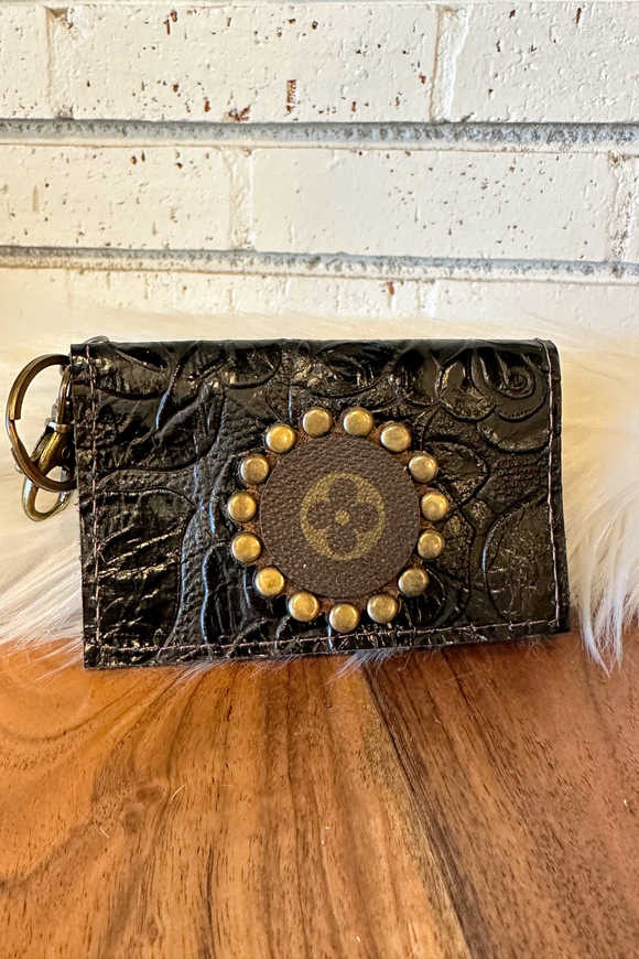 Upcycled credit card holder – The Boujee Gypsy