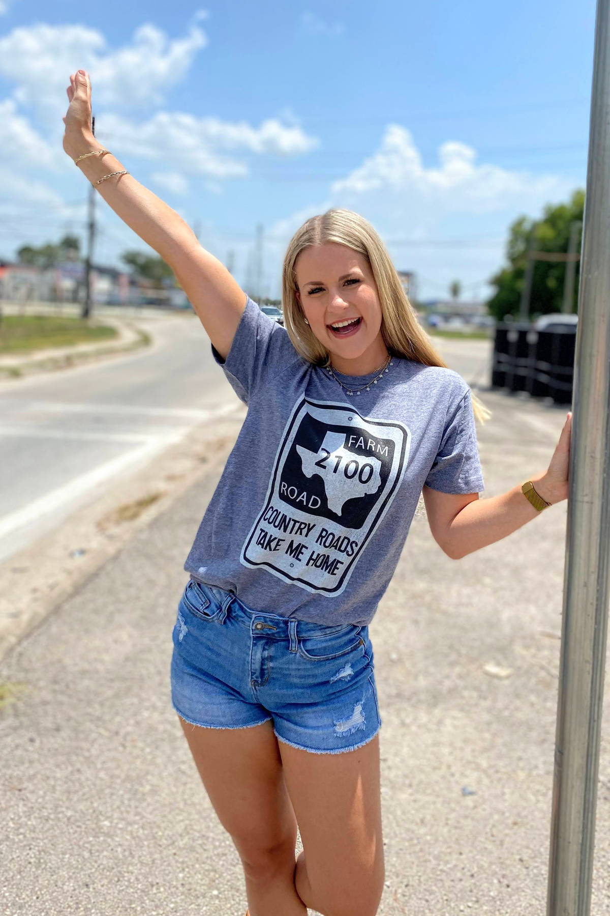 FM 2100 Country Roads Tee | Heather Grey